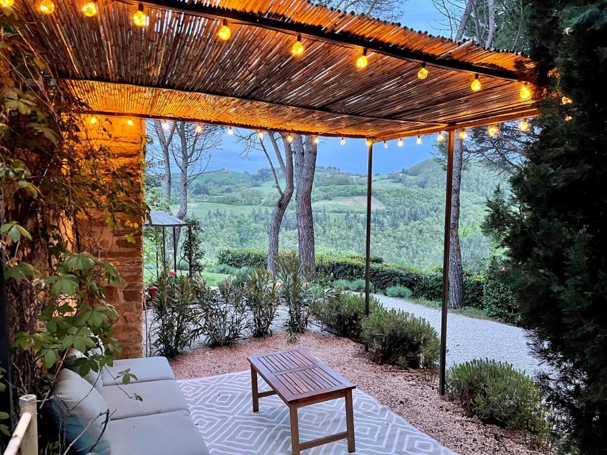 La Panoramica Gubbio: Charming Self-catering Retreat Farm stay