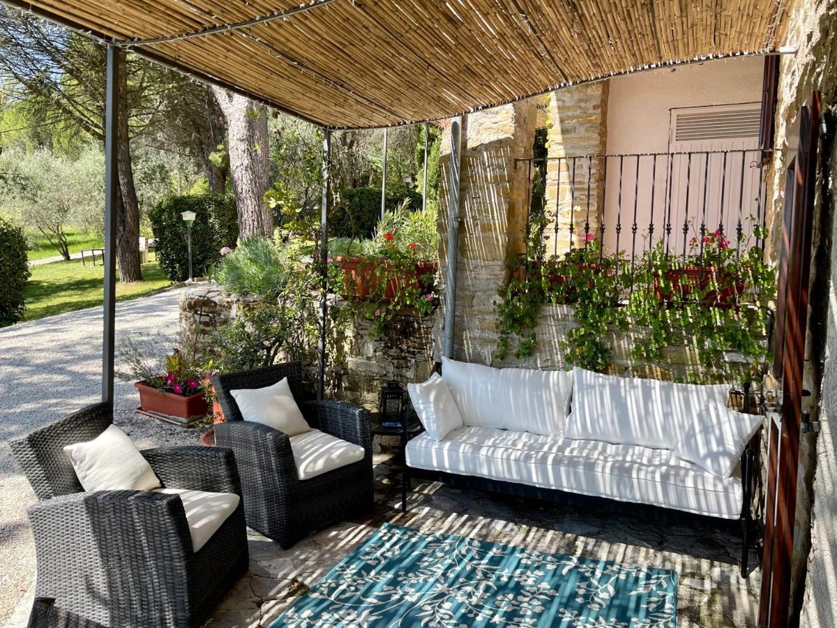 Alojamento de Turismo Rural La Panoramica - Maison De Charme - Casette E Self Catering Per Vacanze Meravigliose! Gubbio