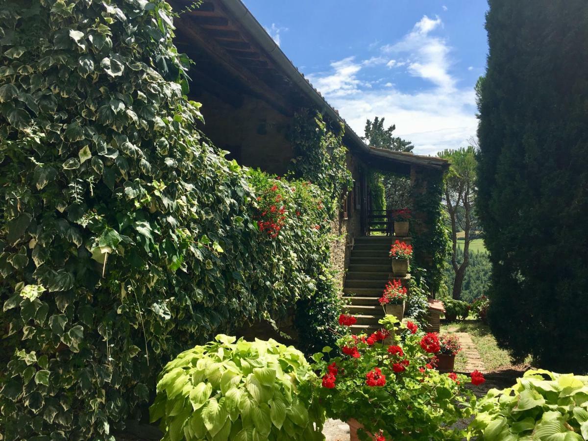 La Panoramica Gubbio: Charming Self-catering Retreat Farm stay Gubbio